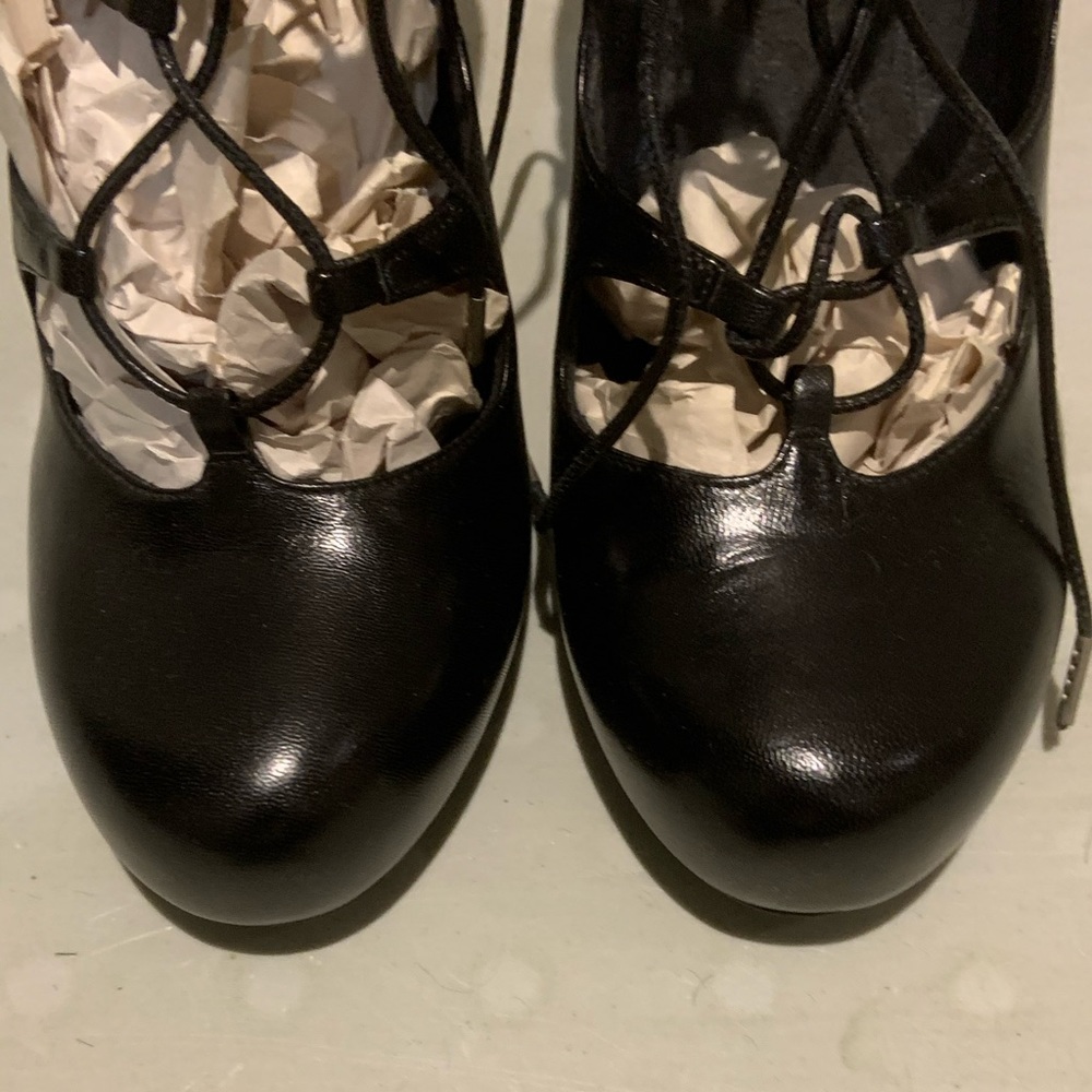 Alexander McQueen era✨NEW! on the RUNWAY • orig. $1275. - Picture 4 of 6